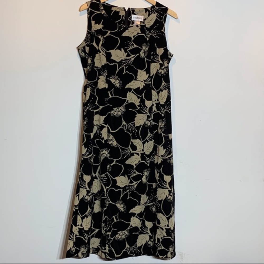 EUC Studio I Black and Tan Floral Print Sheath Dress